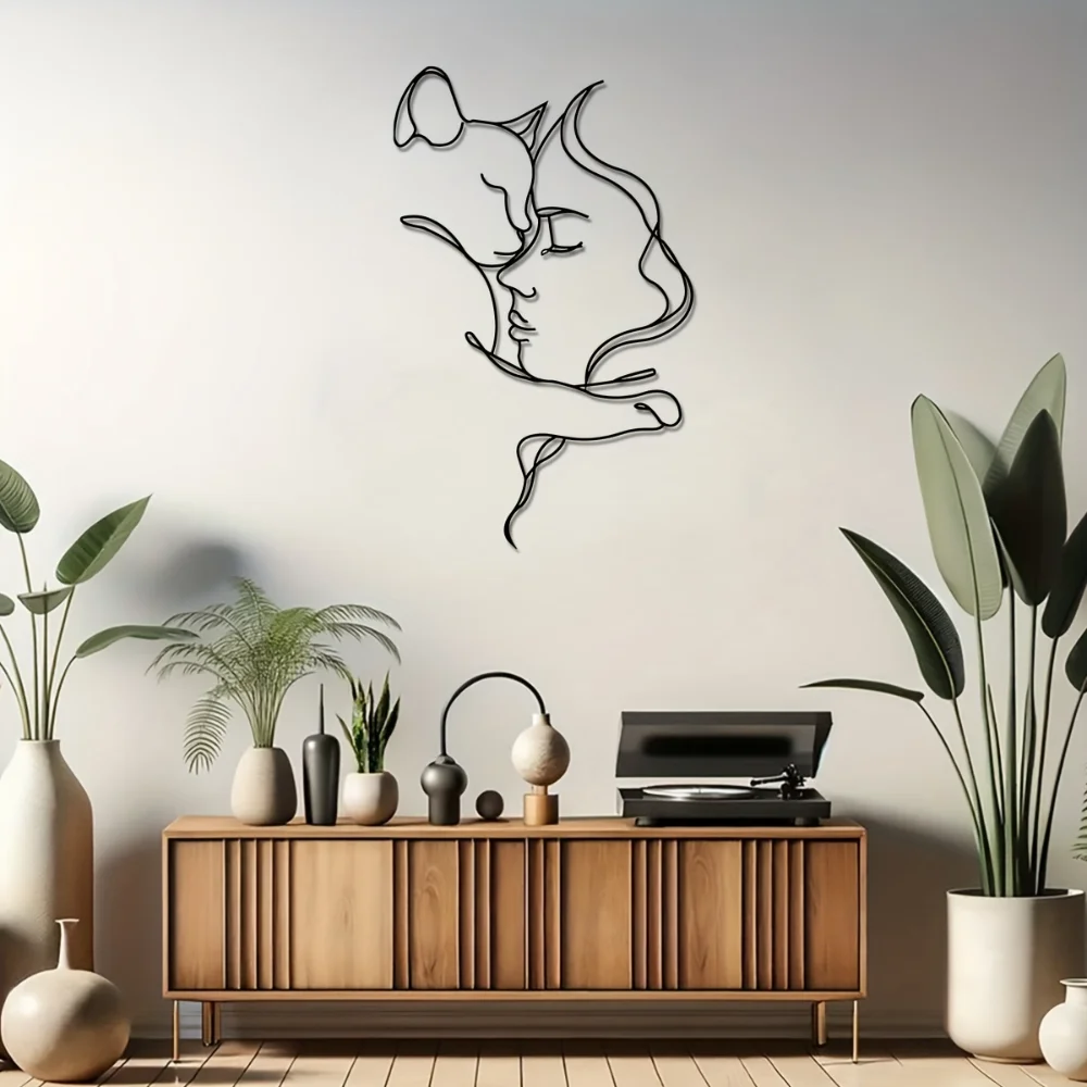 Sleek Black Cat and Woman Meta - Interior Design Women 评论和价格